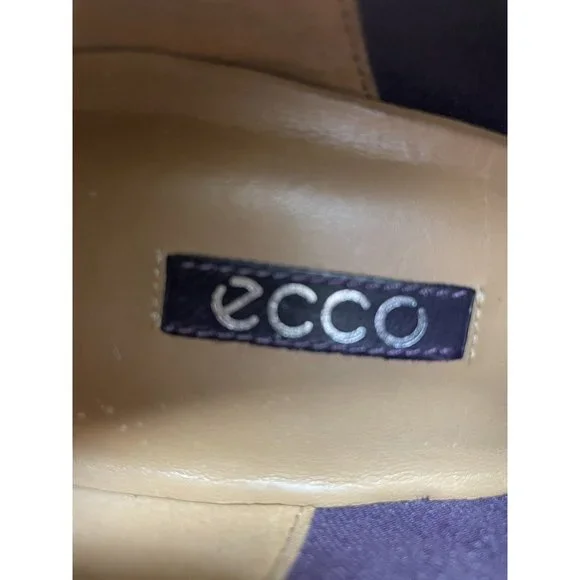 Ecco Booties Women Size 10 (41) Purple Suede Pull On Pointed Toe 3” Black Heel - Picture 7 of 12